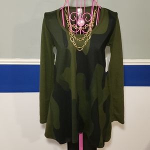 Go Couture camo top